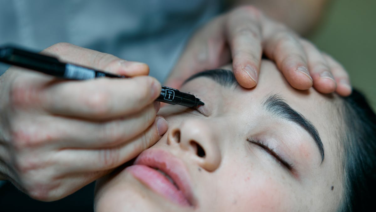 Plasmage® Blepharoplasma — Hautärzte am Fastnachtsbrunnen